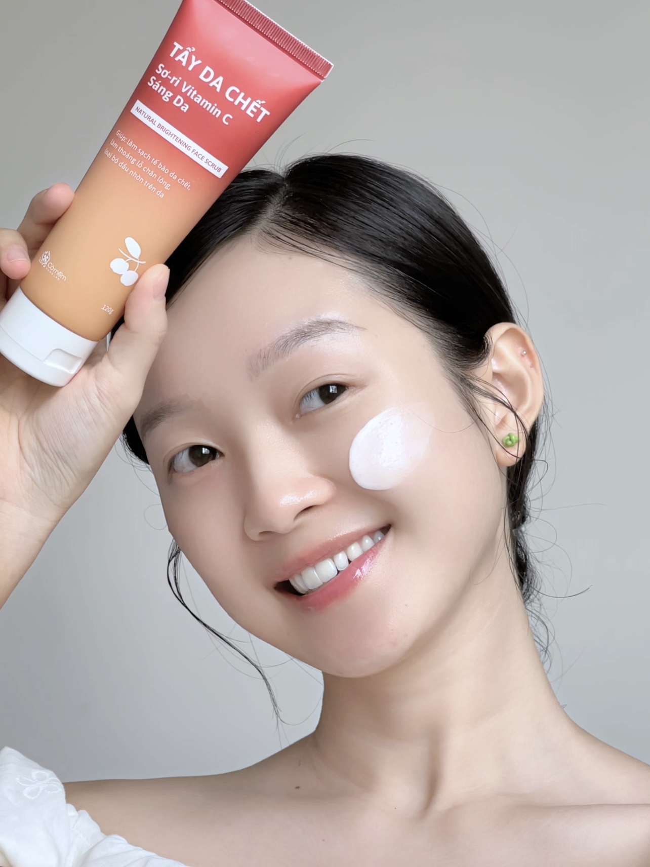 Nguyễn Mai Trang Facebook ad