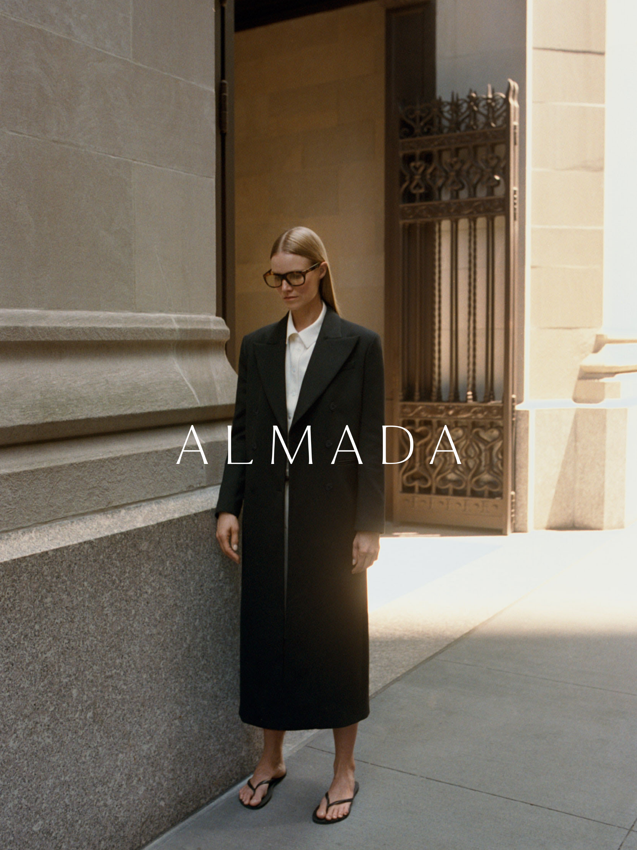 Almada label Facebook ad