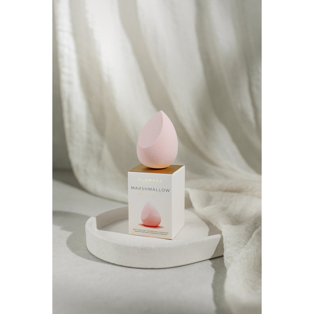 Clomaná Beauty Facebook ad: Swipe through trending products picked just for you!