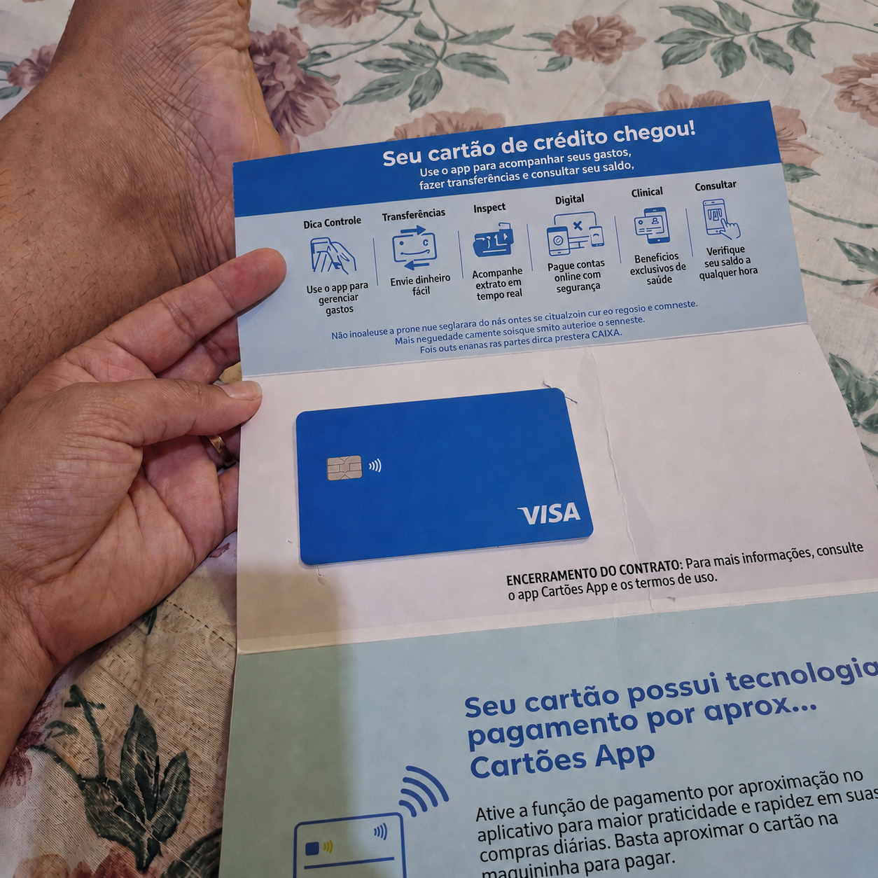 Simple Ad App Facebook ad: Seu cartão chegou