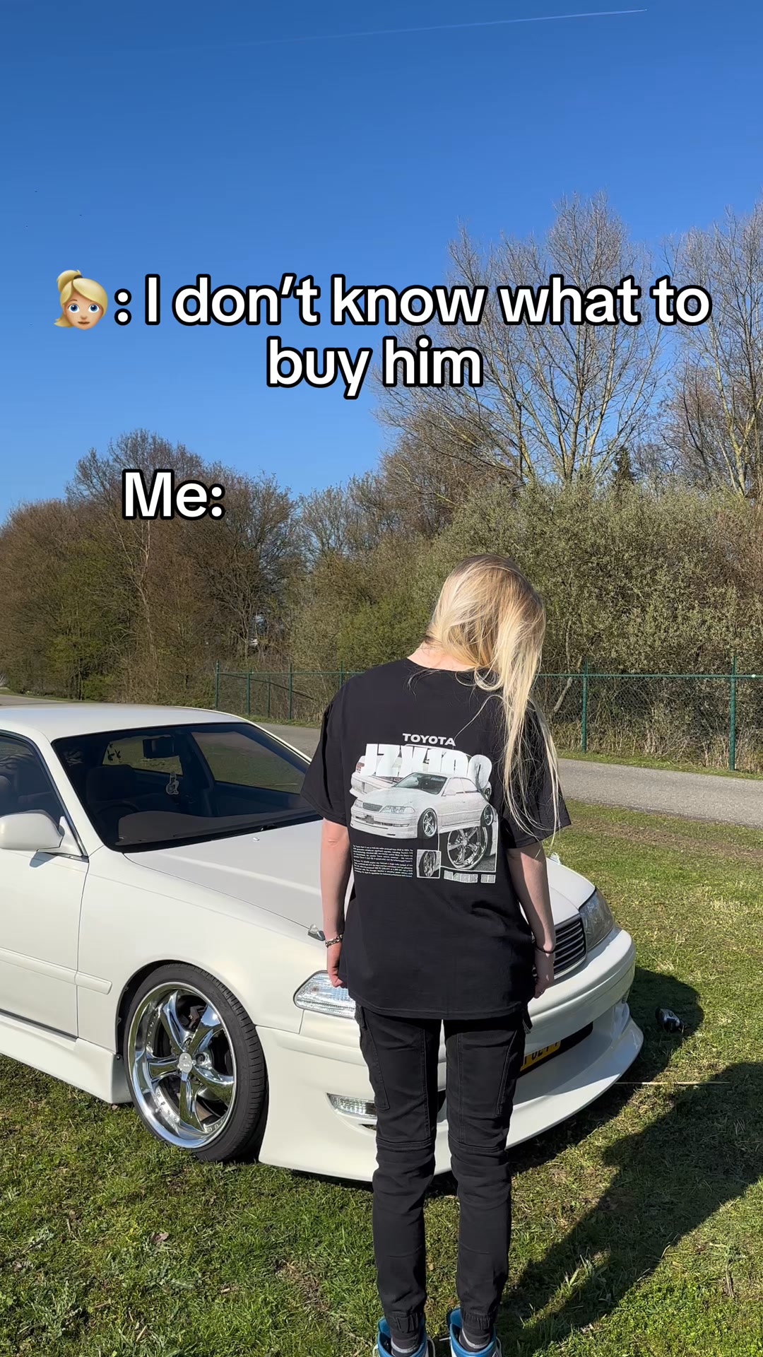 Cargallery.store Facebook ad: Custom Car Clothing