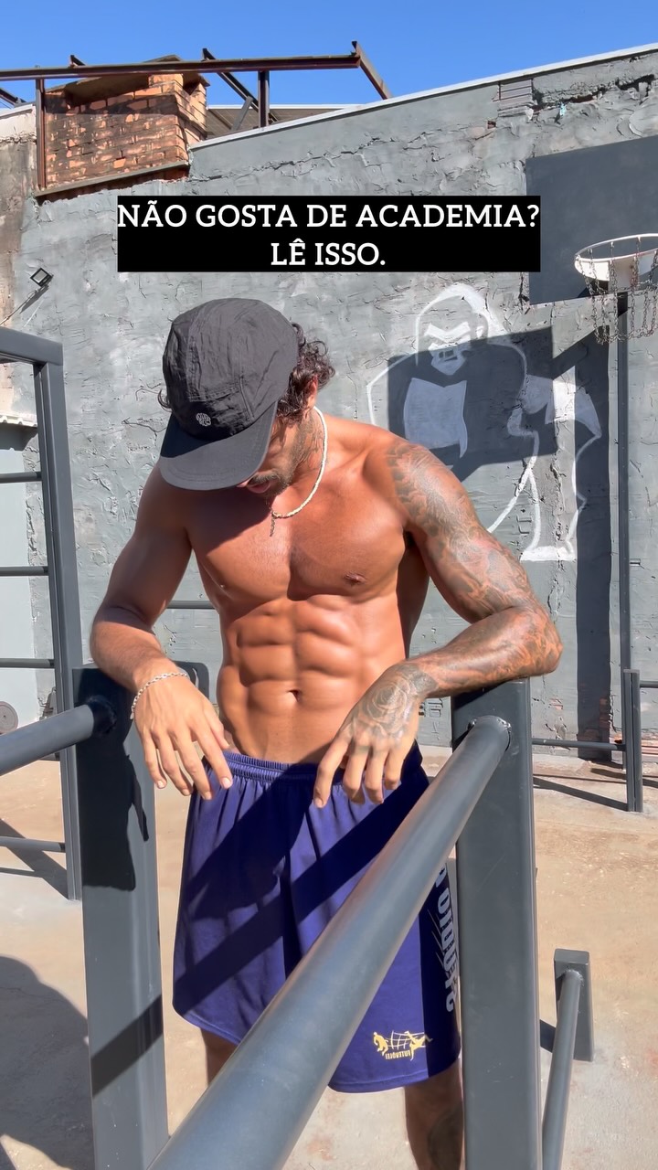 Ct Calisthenics Facebook ad: Você não odeia treinar.