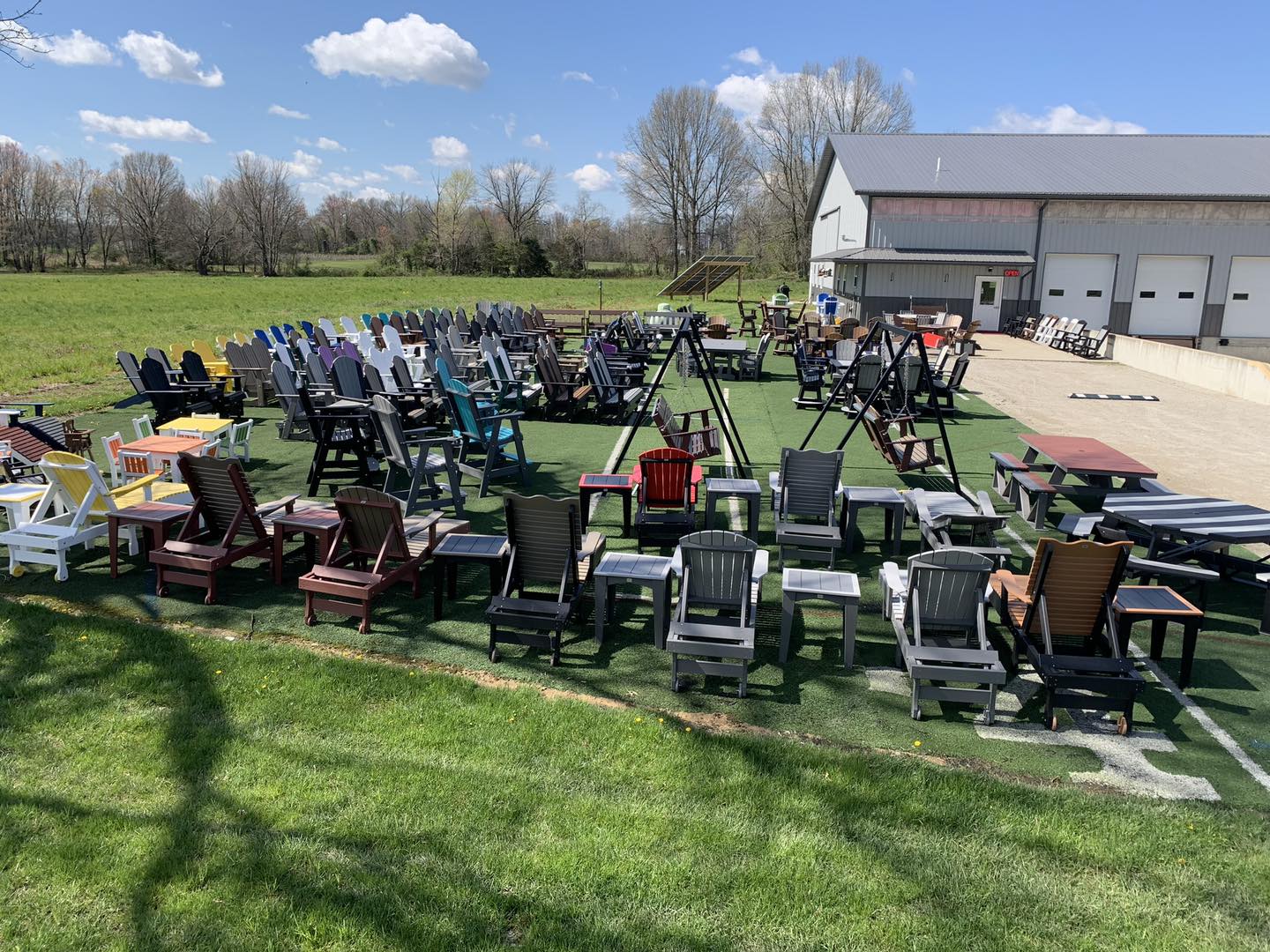 Outdoor Comfort Designs Facebook ad: Monday-Saturday 9-5