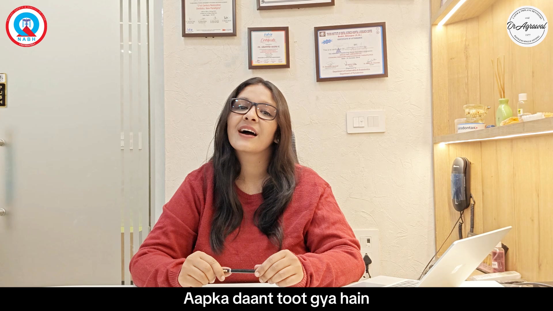 Dr Agrawal Dental Clinic Since 1977 Facebook ad: Smile Makeover with Veeners starting ₹2000/Tooth