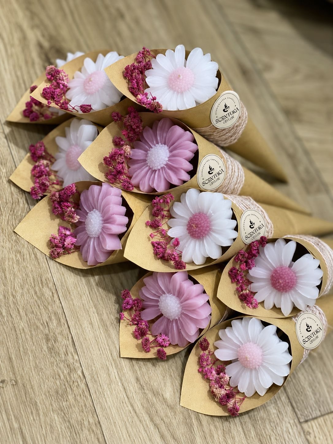 Scentora Ceylon Facebook ad: ඔයාගේ Wedding Day එකට / Birthday Party එකට…