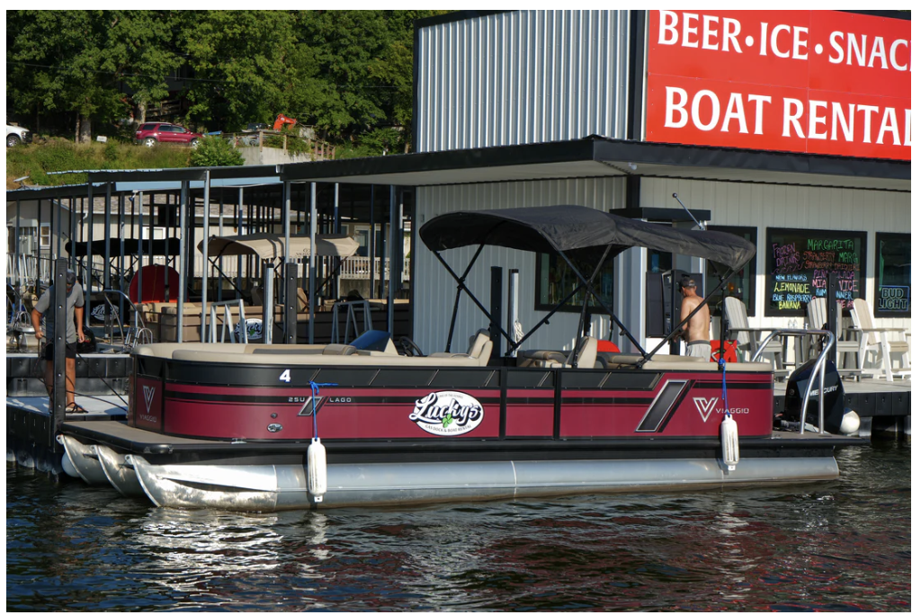 Lucky's Gas Dock and Boat Rental Facebook ad
