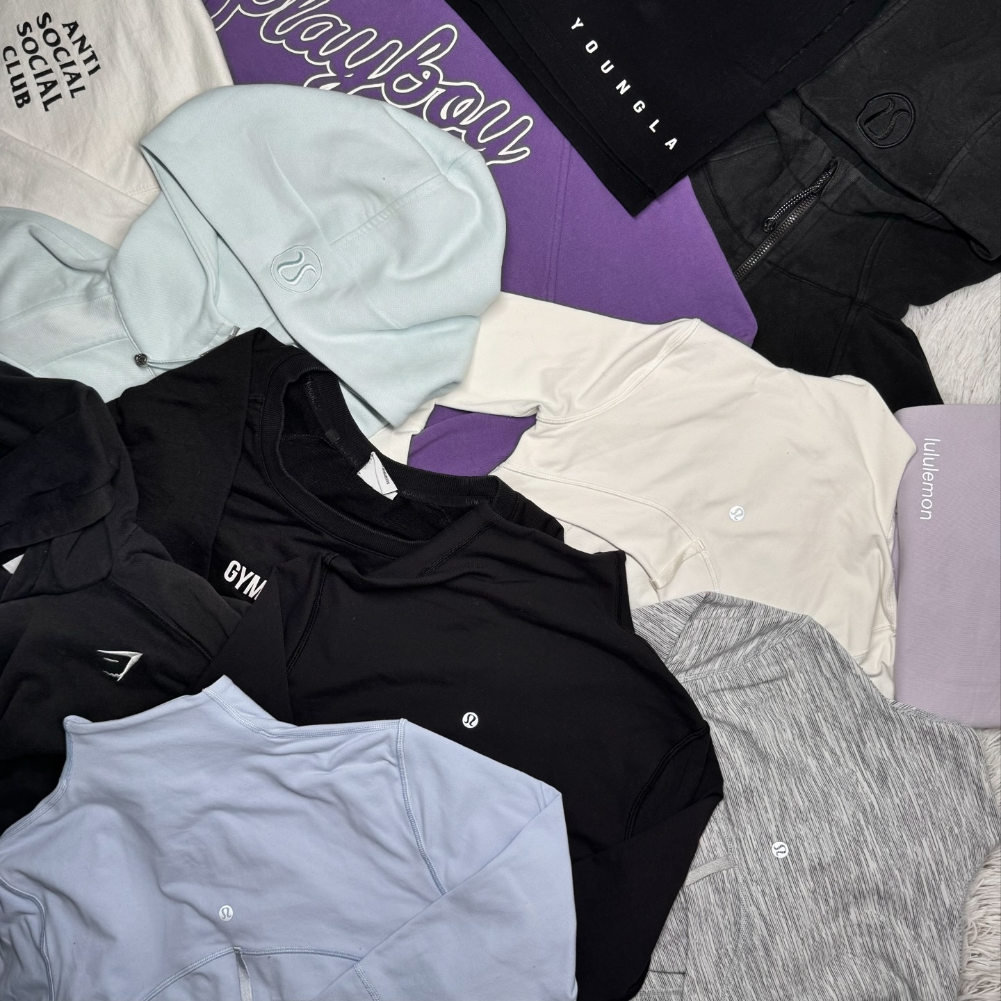 Ropa bonita slp, by Erika Facebook ad: Únete a nuestro grupo de WhatsApp, Enlace en…