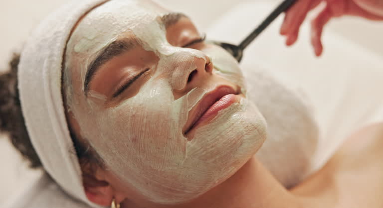 Hopeful Beauty & Wellness Studio Facebook ad: Look Better. Feel Better. No Injections. No Downtime.