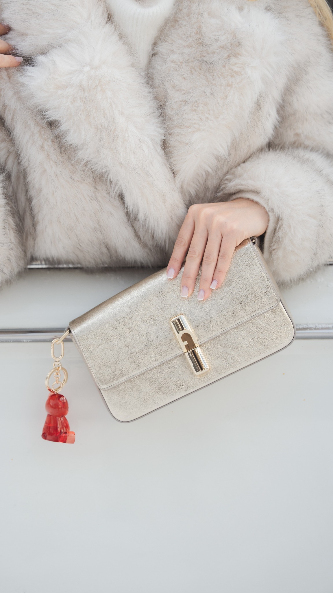 Furla Facebook ad