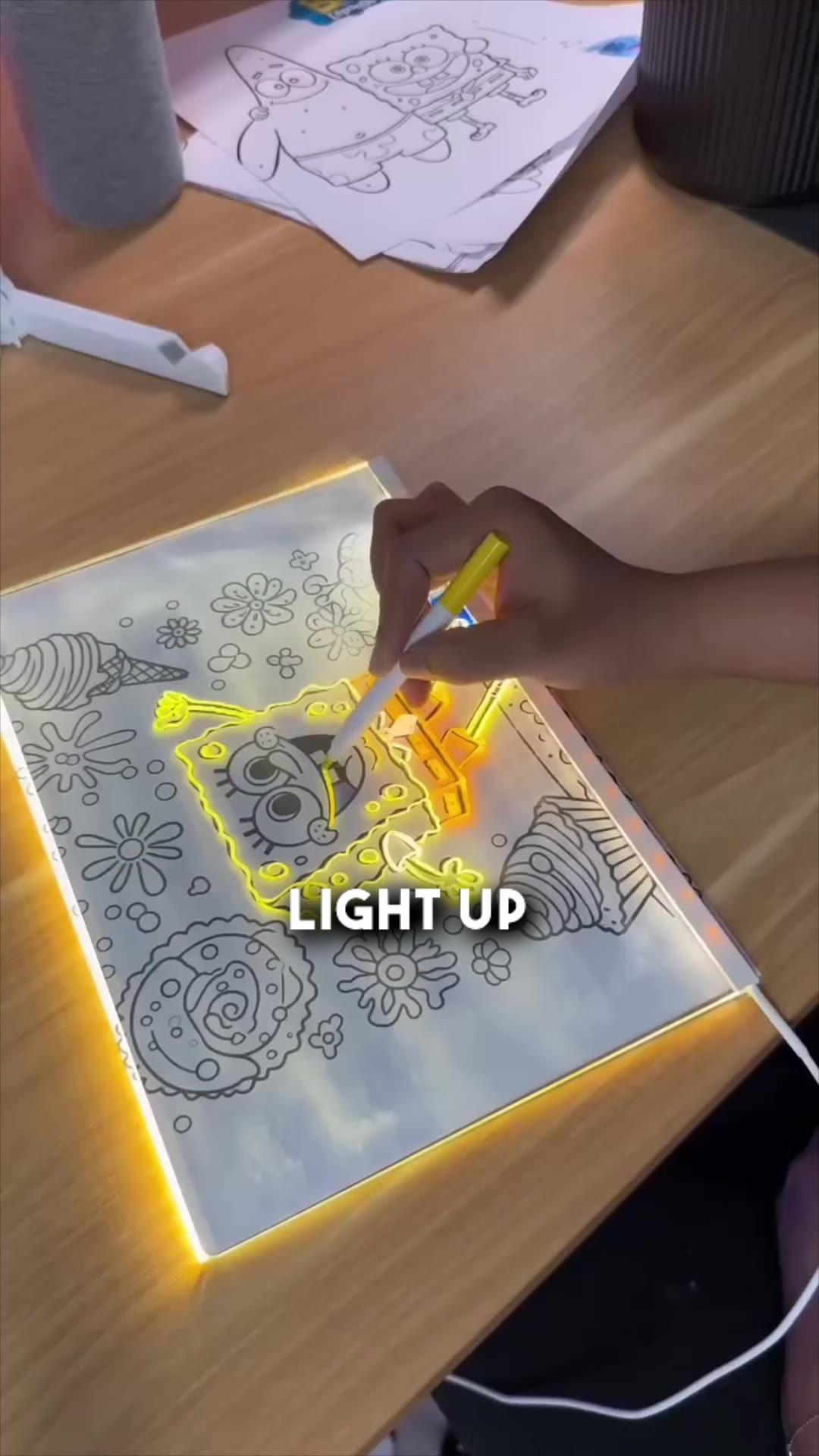 Tiny Dreams UK Facebook ad: #1 Drawing Lamp