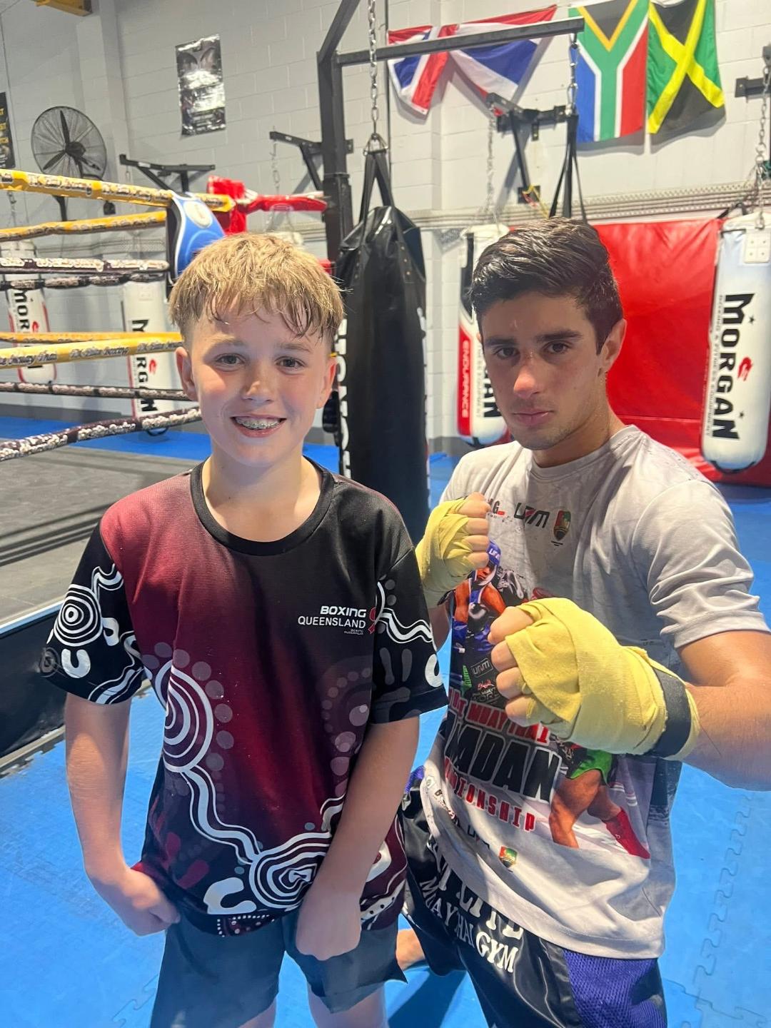 Elite Thai Kickboxing, Boxing & MMA Facebook ad: JUST $99, 4 WEEK OFFER Plus Free Gloves!
