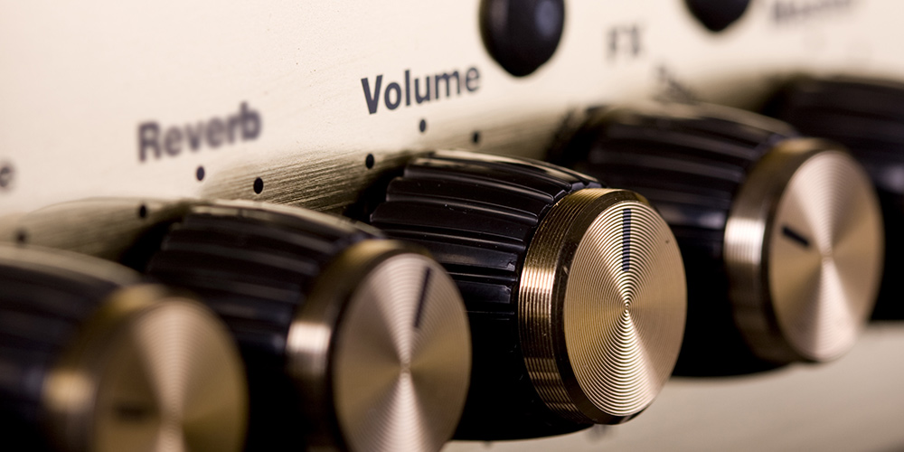 Paulshalls Studios Facebook ad: Cumbernauld, Music, Rehearsal Recording, Tuition. Since 1999