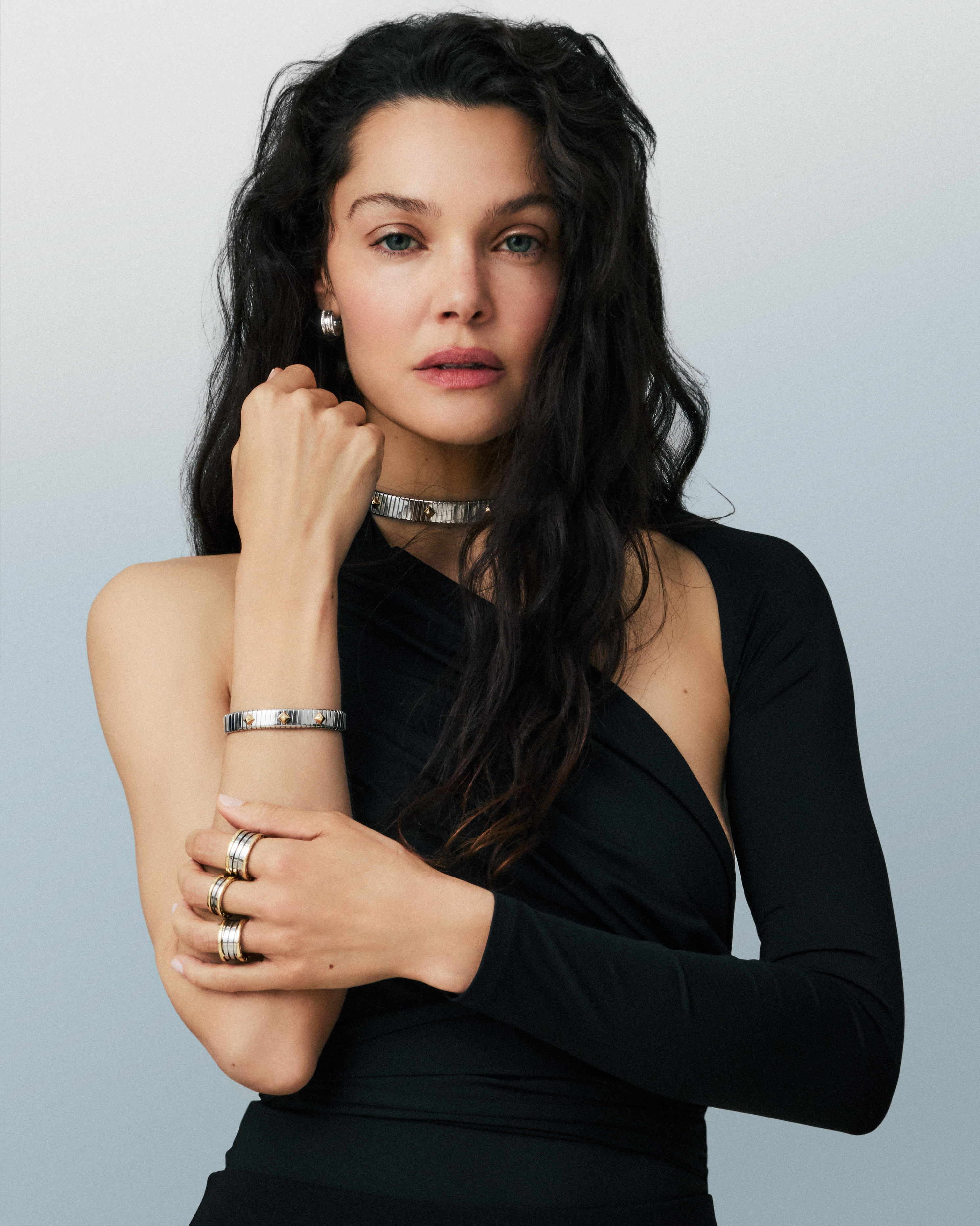 Vogue España Facebook ad