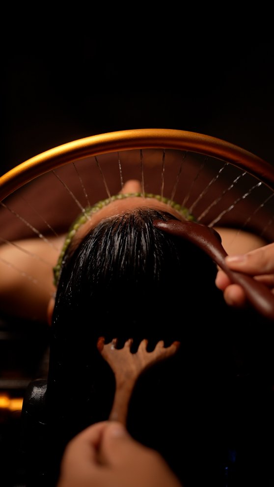 Florian Hurel Hair Couture & Spa Facebook ad: From the AI scalp analysis to aromatherapy, sound…