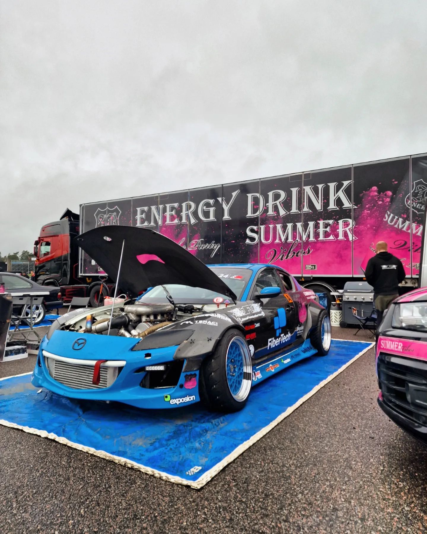 Jimmy Rosenqvist Transport Tvätt Verkstad Truckshop AB Facebook ad: Vilken helg med Driftingpremiär av @5100se på Mantorp…