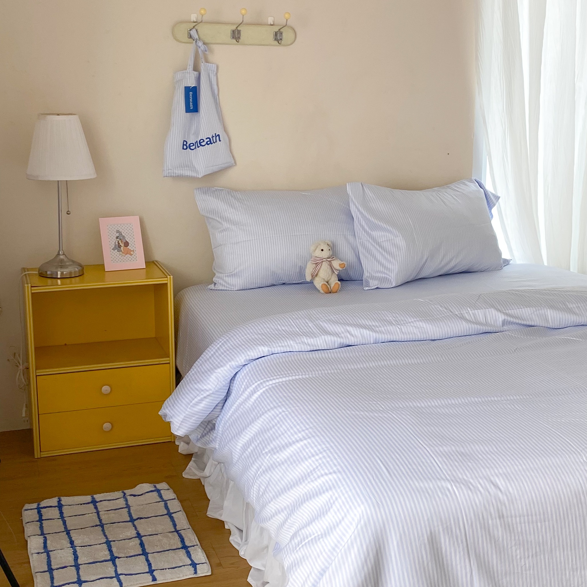Beneath. Luxury Bedding Facebook ad