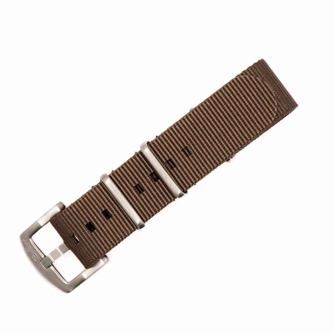 BluShark Facebook ad: I bought a couple other straps for this…