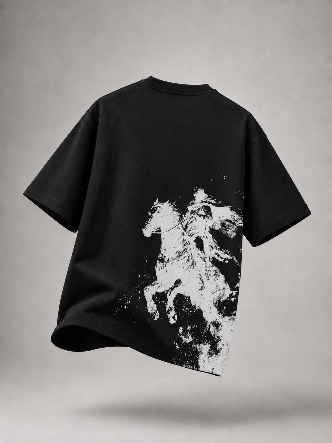 Alfarouk Facebook ad: OVERSIZED T-SHIRT URBANWEAR