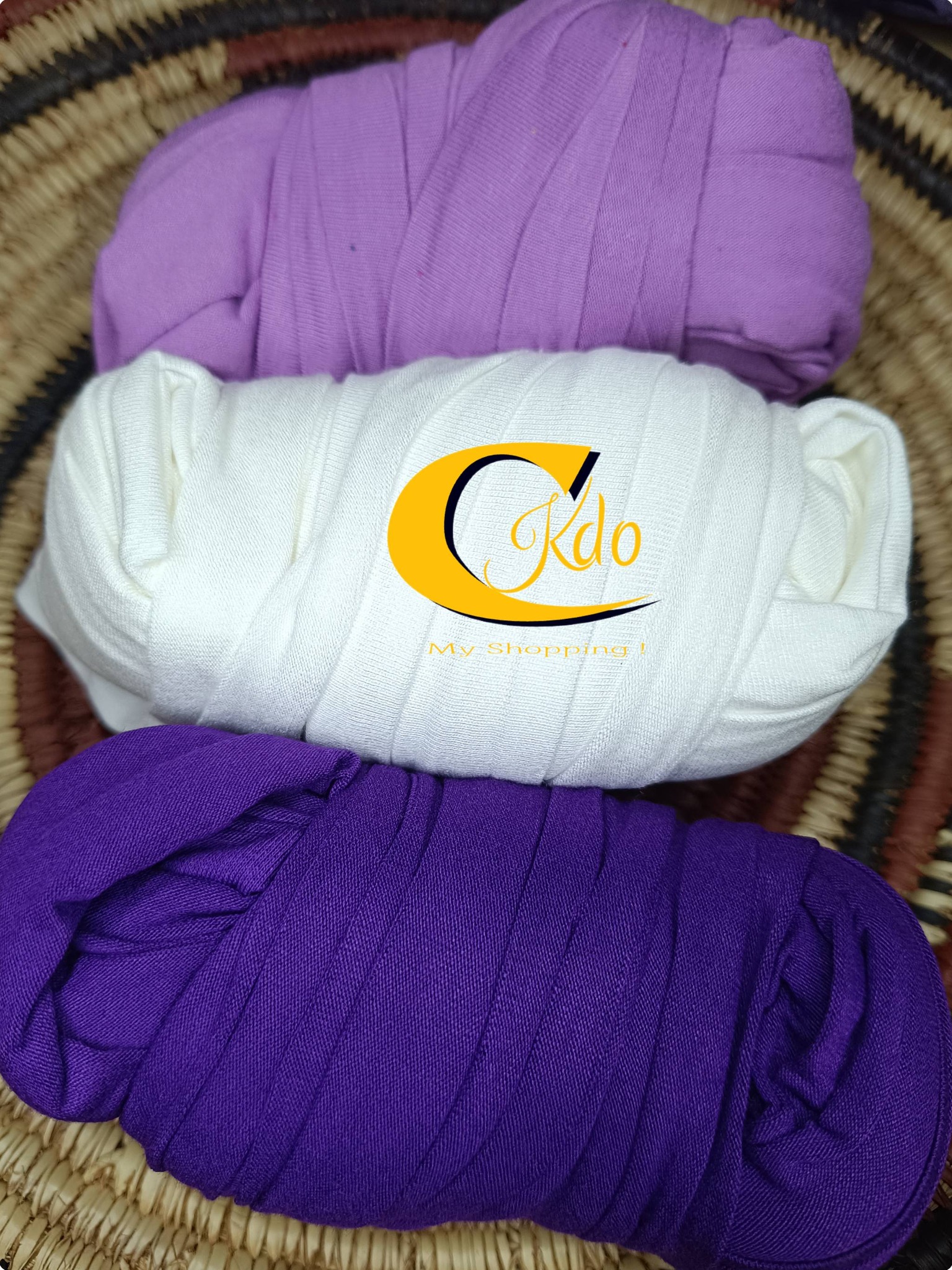 CKDO - C'est cadeau Facebook ad: VOS CHOCS FOULARDS COTON