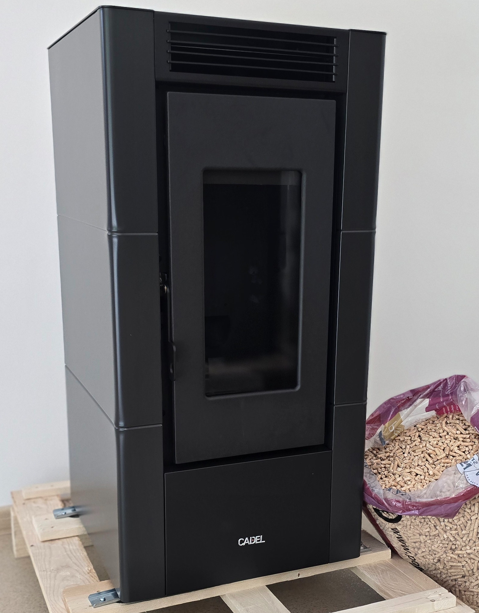 Paltaja Grupė Facebook ad: 𝐆𝐫𝐚𝐧𝐮𝐥𝐢𝐧ė 𝐤𝐫𝐨𝐬𝐧𝐞𝐥ė 𝐂𝐫𝐢𝐬𝐭𝐚𝐥…