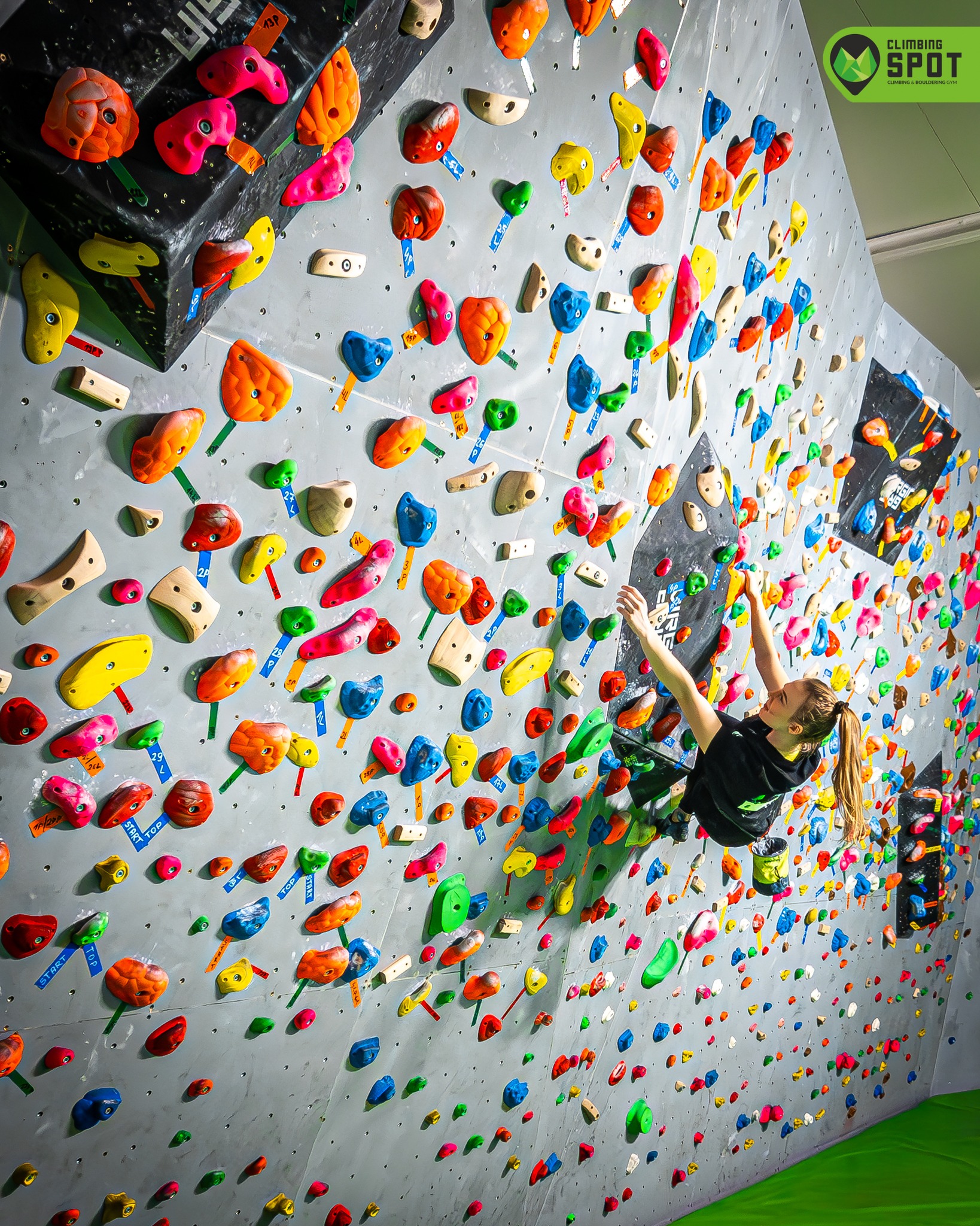 Climbing Spot Facebook ad: Ścianka Wspinaczkowa Umultowo.