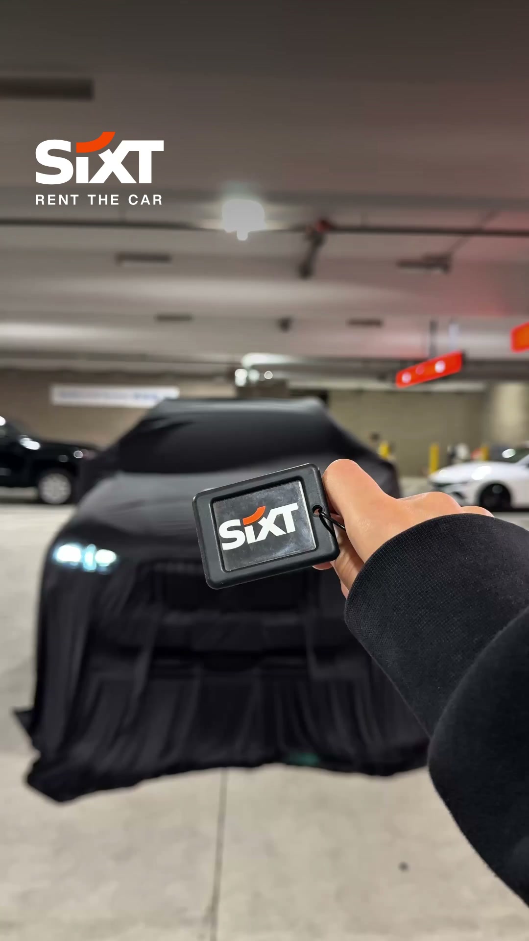 Sixt Facebook ad: Luxury car rentals worldwide