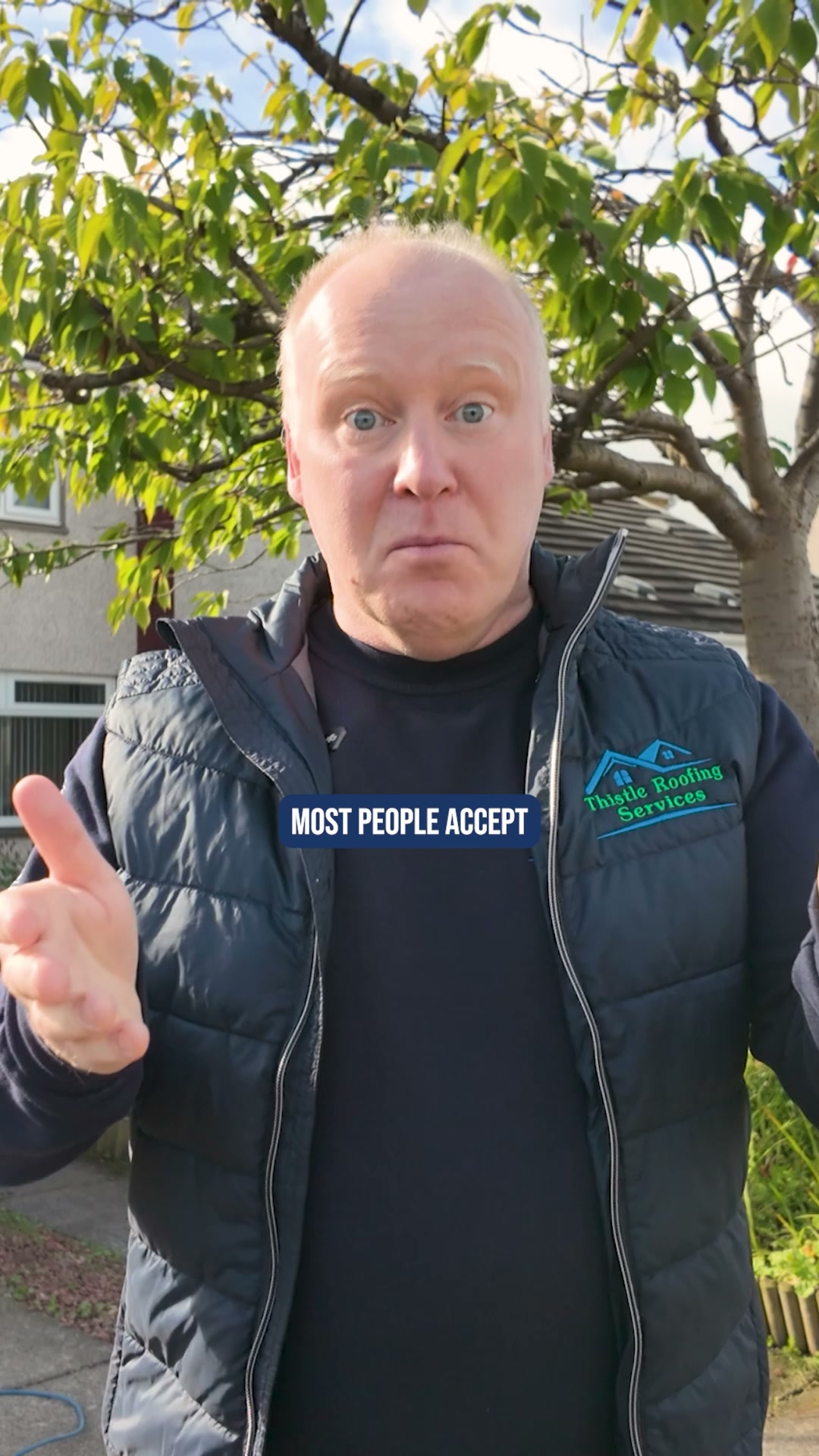 Thistle Roofing Facebook ad: INSTANT ONLINE QUOTE IN 20 SECS!