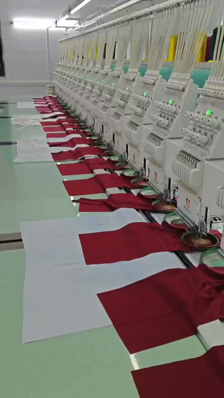 Chinese sportswear manufacturers Facebook ad: Custom Sportswear Manufacturer