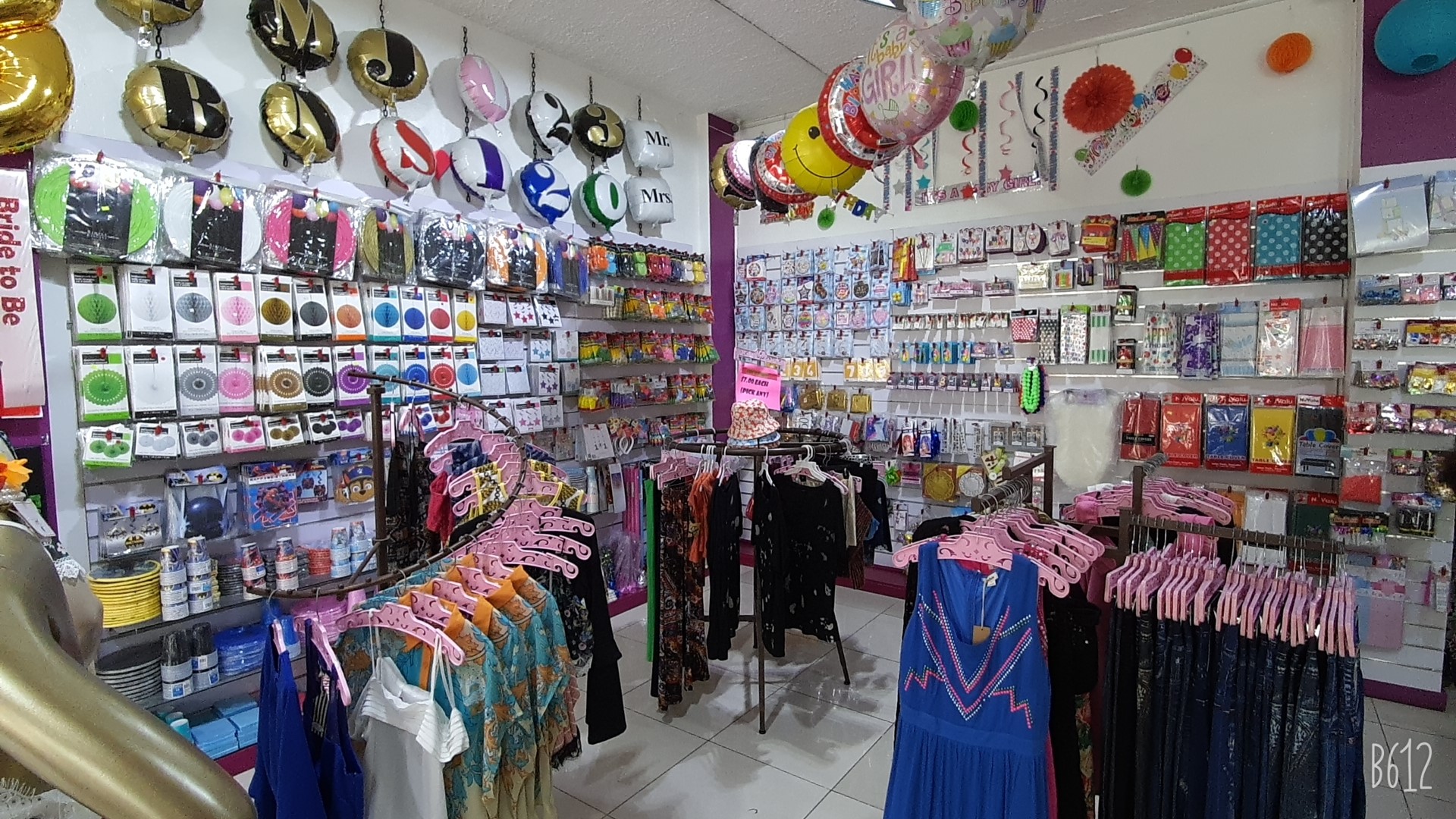 Tulips Beauty & Fashion Facebook ad: Women's Fashion / Beauty Boutique, Fashion Accessories &…