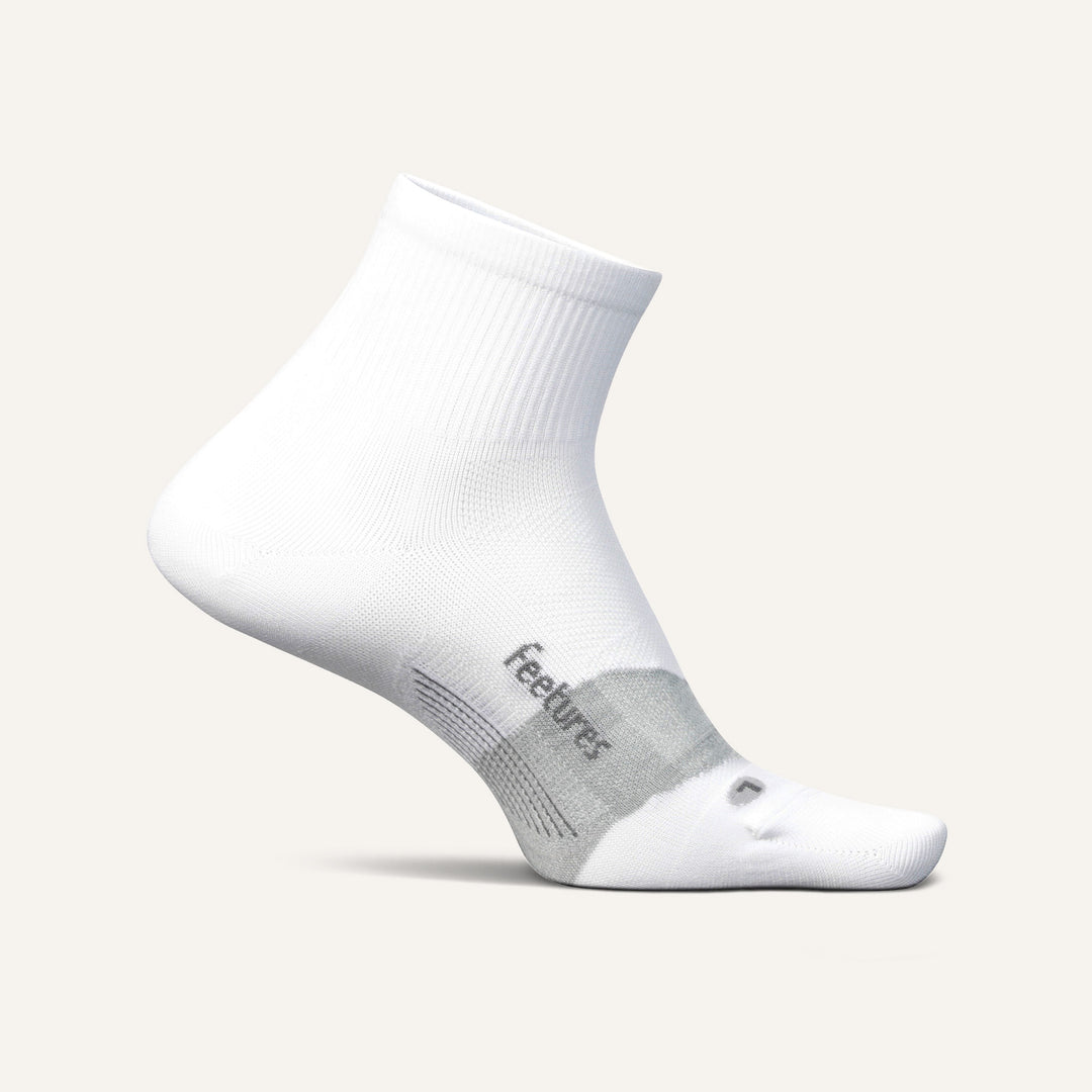 Feetures Facebook ad