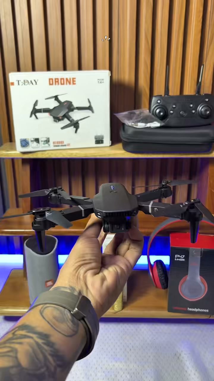 Almacén Sun Wah Facebook ad: Llévate este increíble dron a un súper precio…
