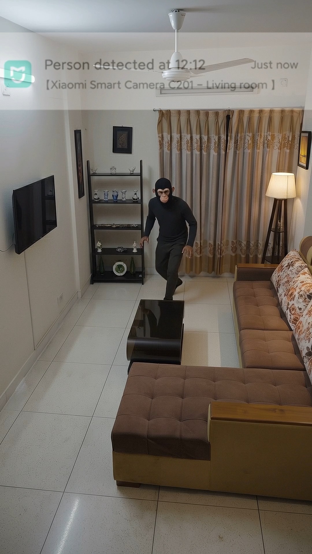 Xiaomi Bangladesh Facebook ad: Someone enters. Your phone knows.