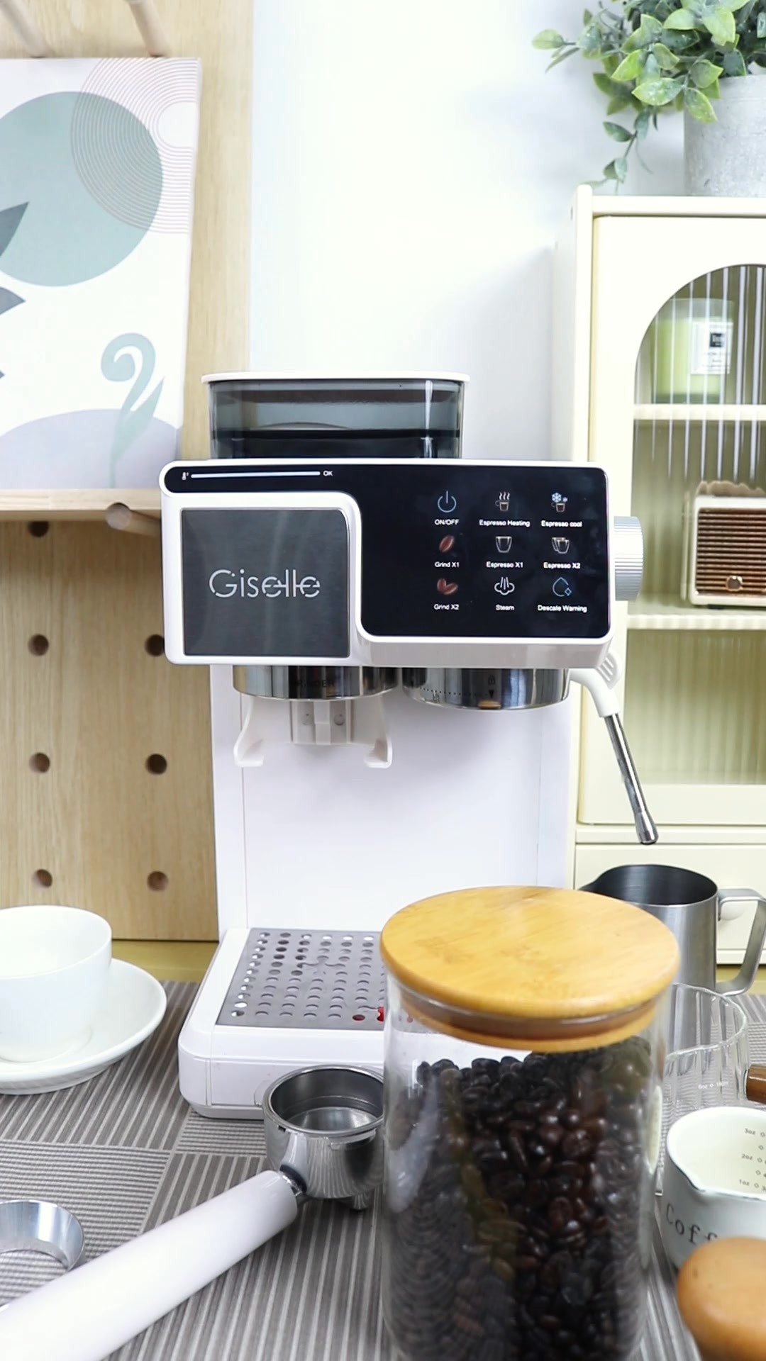 Giselle Facebook ad: Tap 'Shop Now' to Grind & Brew Fresh!