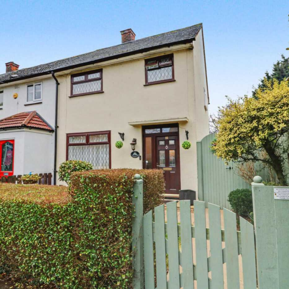 Barkingside haart Facebook ad