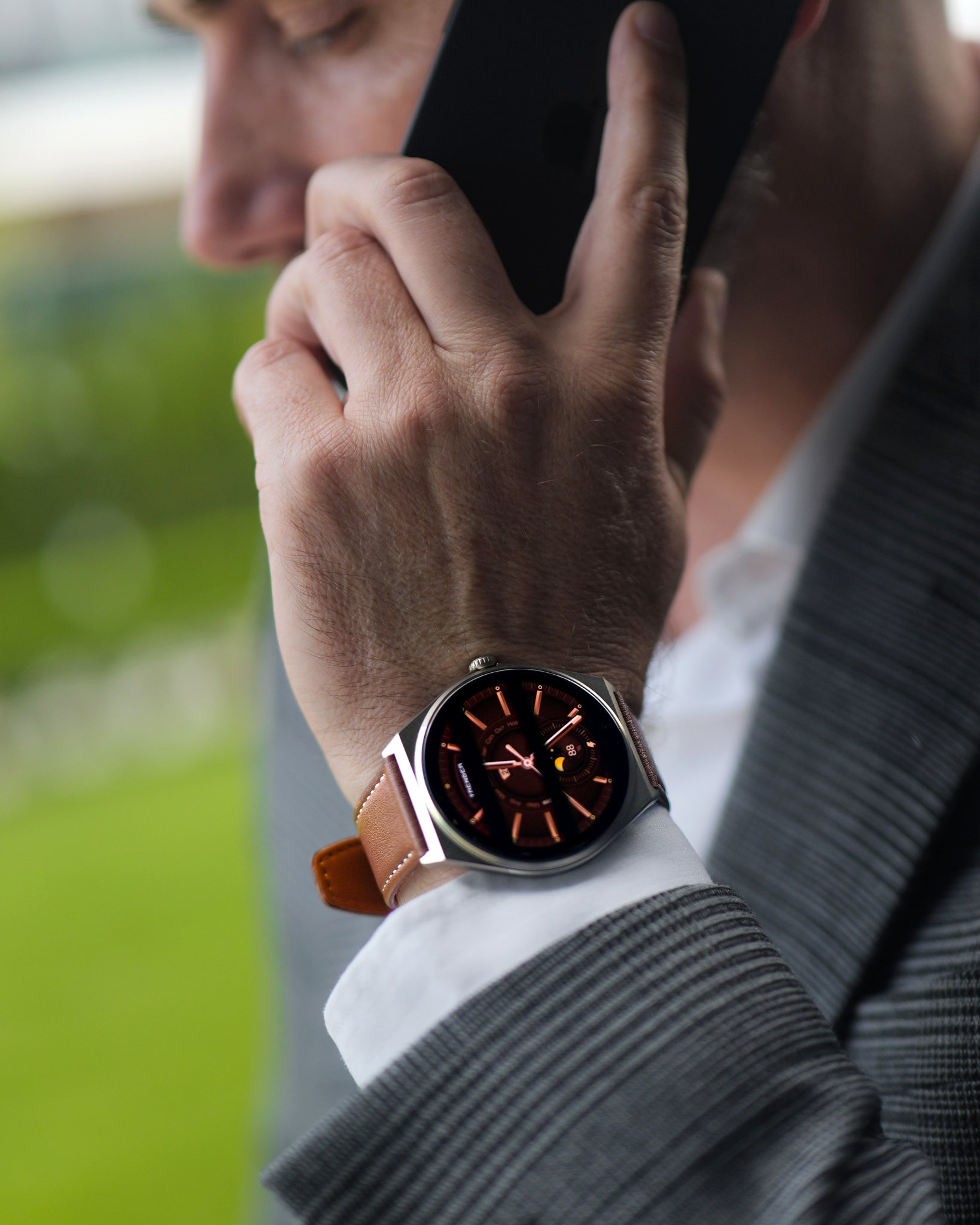 Trender Smart Watches Facebook ad: TRENDER RAZOR, ултра тънък и лек смарт часовник…