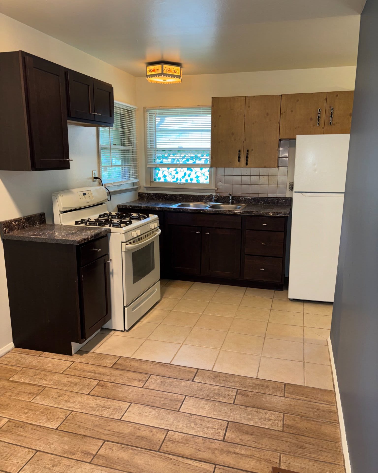 Jeff Mrosko Facebook ad: 2 Beds 1 Bath Apartment