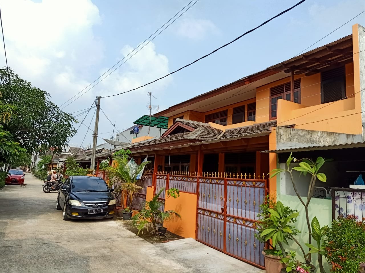 Setyo Narthanto Facebook ad: 5 Beds 2 Baths - House