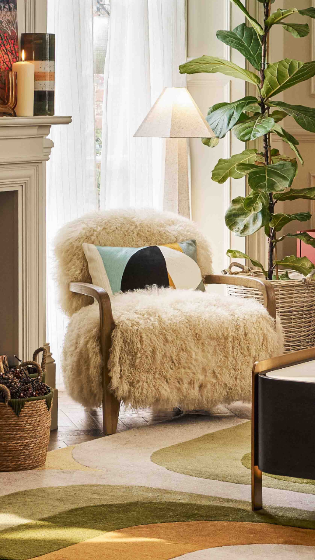 Wayfair Facebook ad: Ease Into Autumn