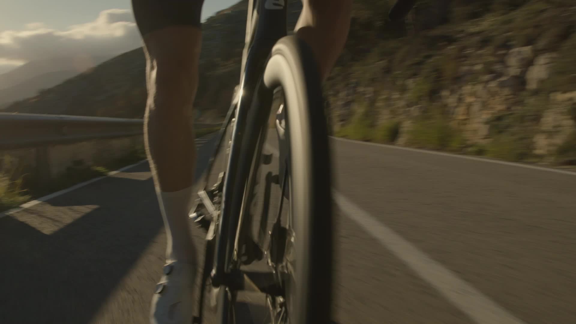 Cyclingceramic Facebook ad: Unleash Your Ride's Full Potential