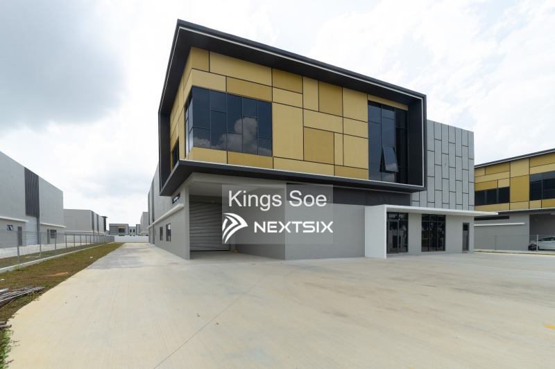 Nextsix Property Facebook ad: Expanding operations or warehousing?