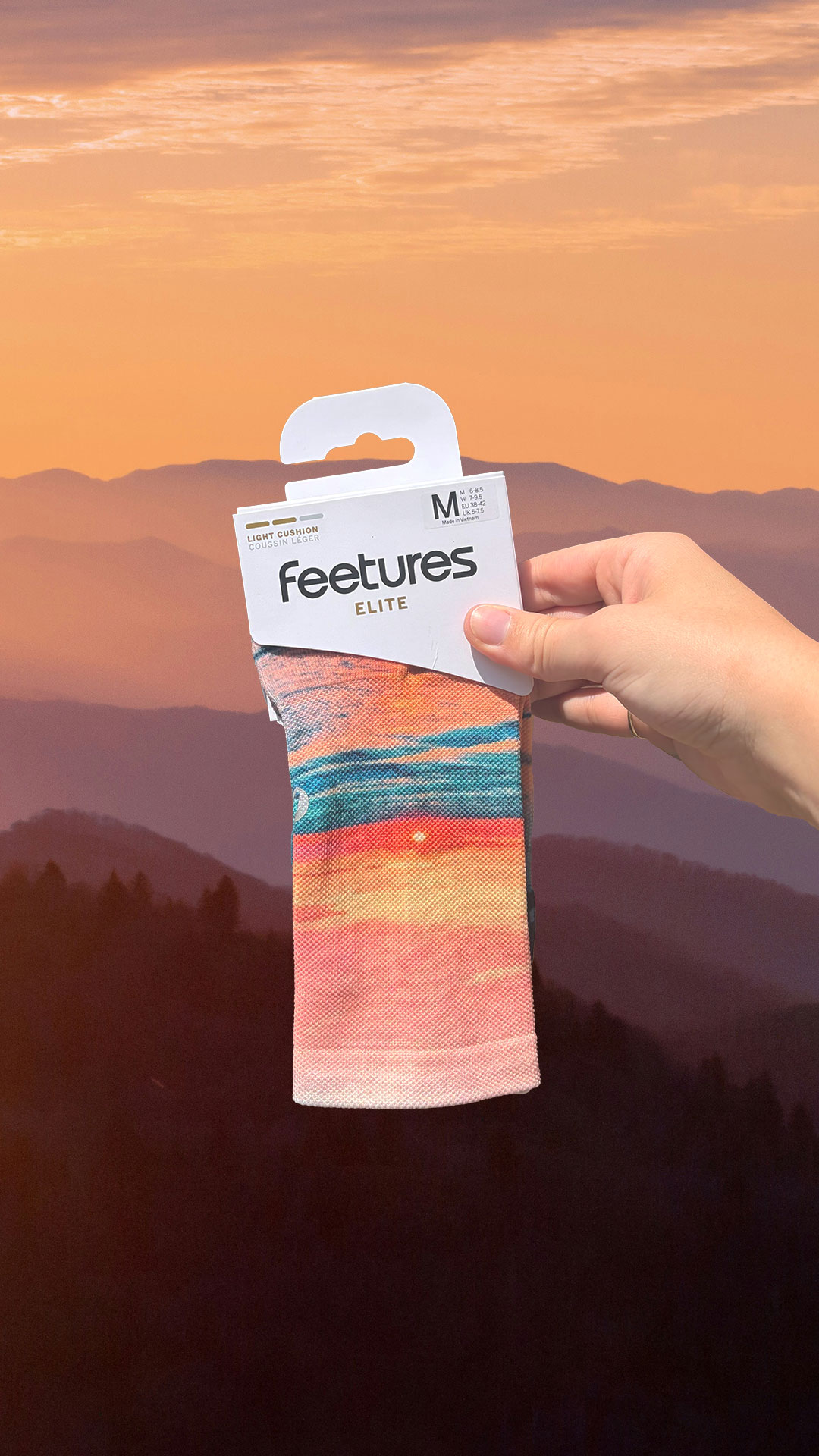 Feetures Facebook ad