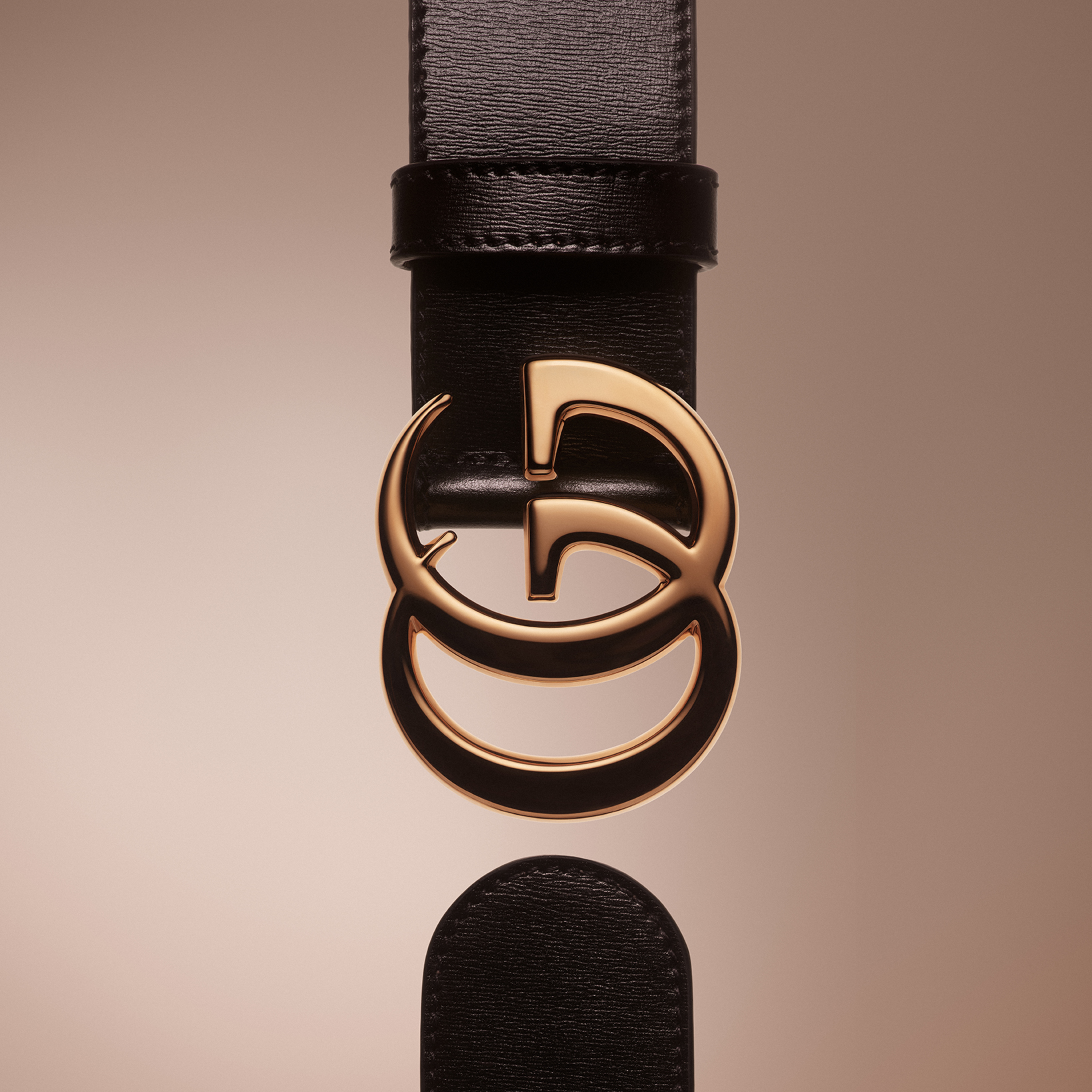 Gucci Facebook ad