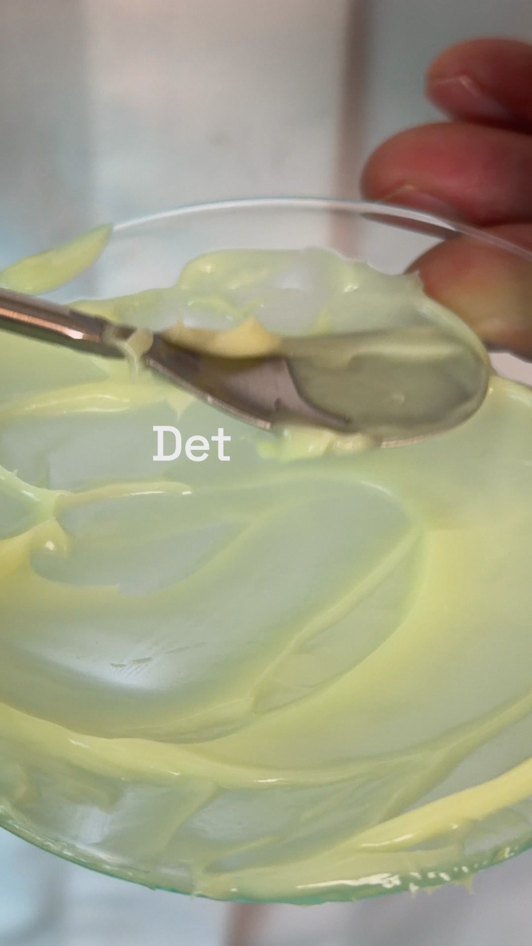 Skinome Facebook ad: Upptäck Azeretinal Concentrate
