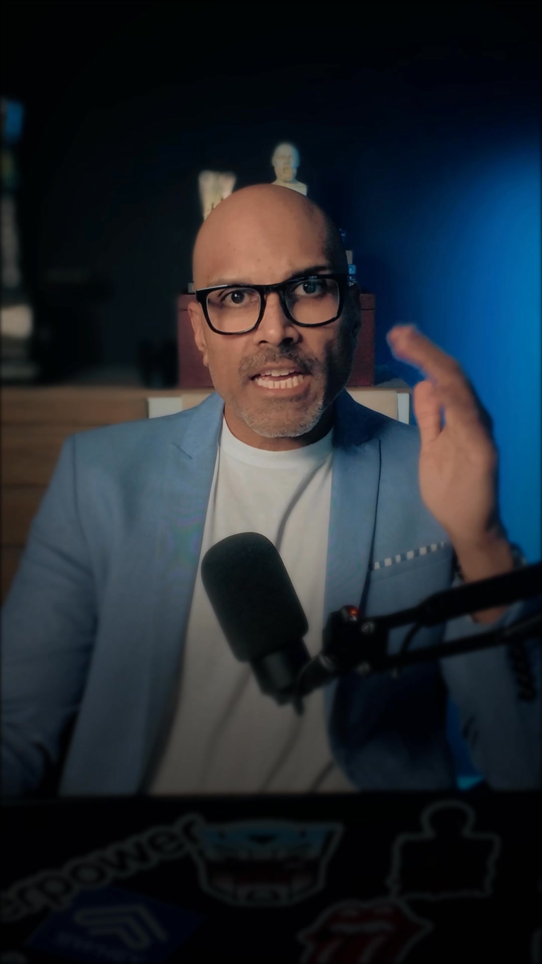 The Fraction Facebook ad: Corporate Professional Wanting To Become Fractional…