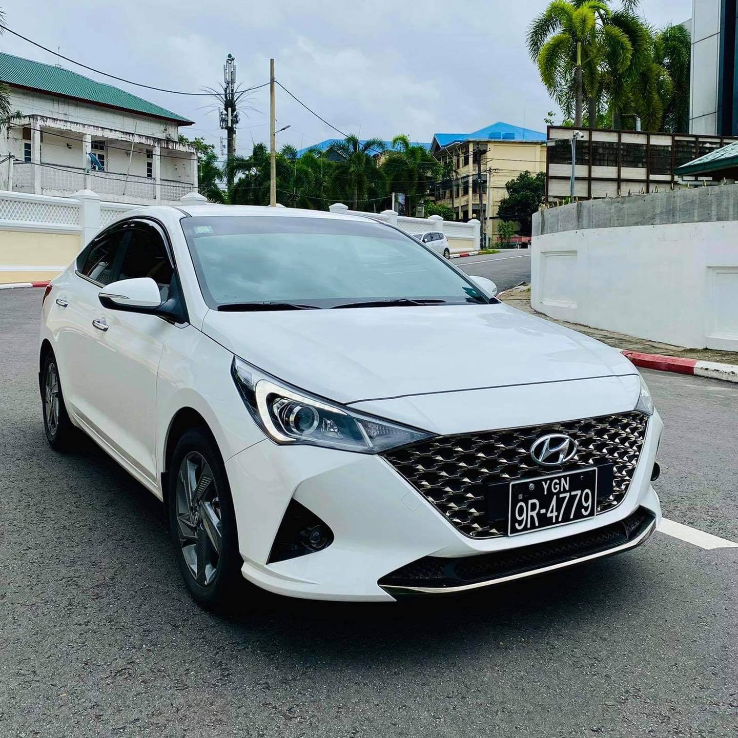 Sparkles Auto Car Rental Service Facebook ad