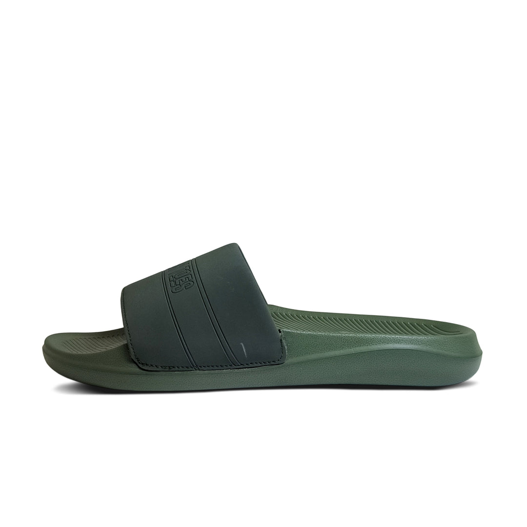 ToucanToes Facebook ad: Step into all-day comfort!