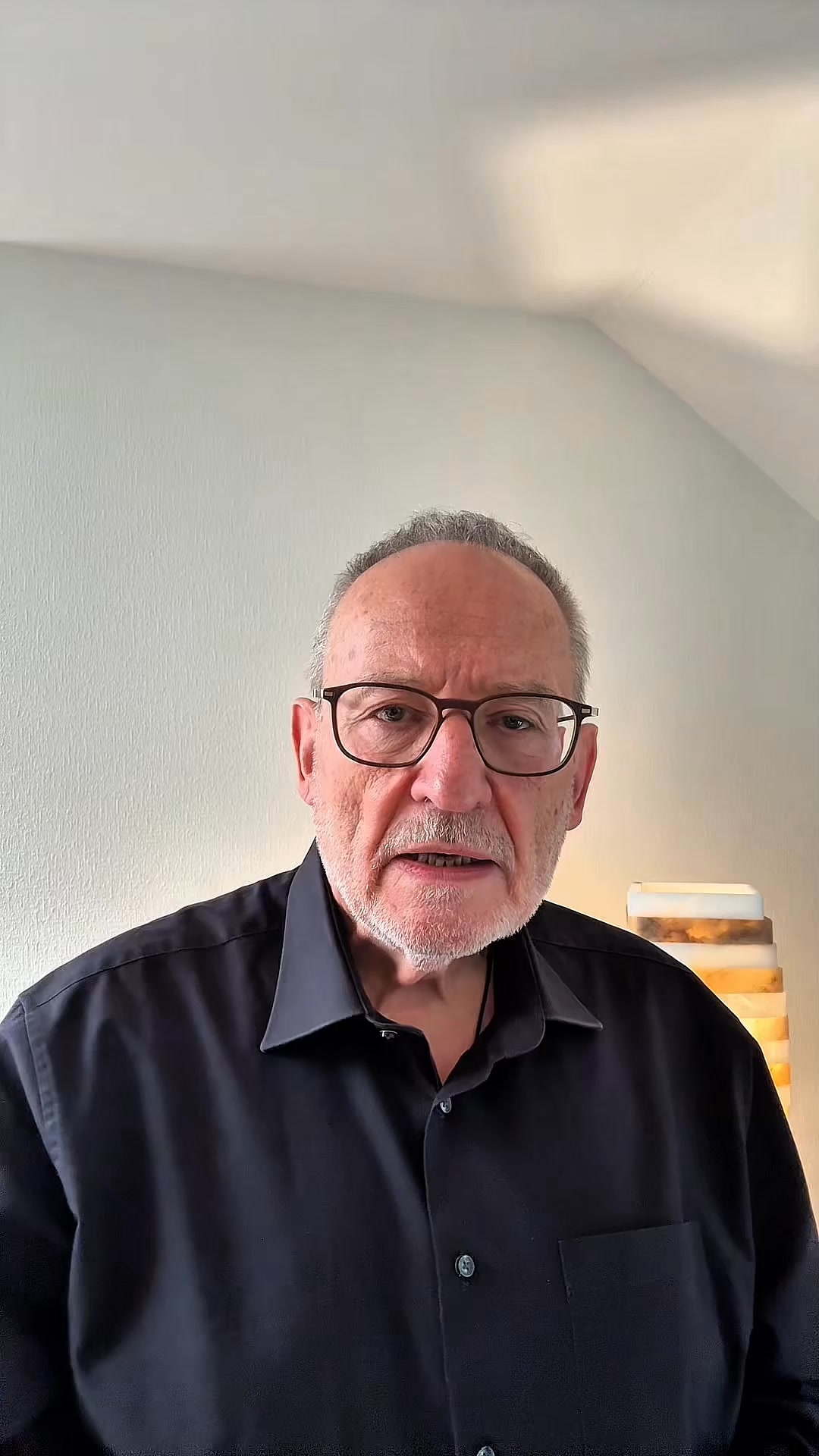 Anastaze Business Coaching Facebook ad: Votre équipe attend que vous fassiez tout à leur place?