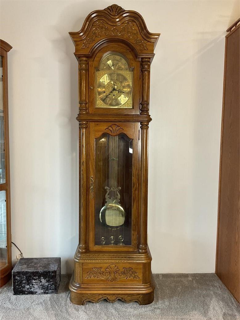 All Auction Sales Facebook ad: Roseville pottery, antiques & collectibles online only…