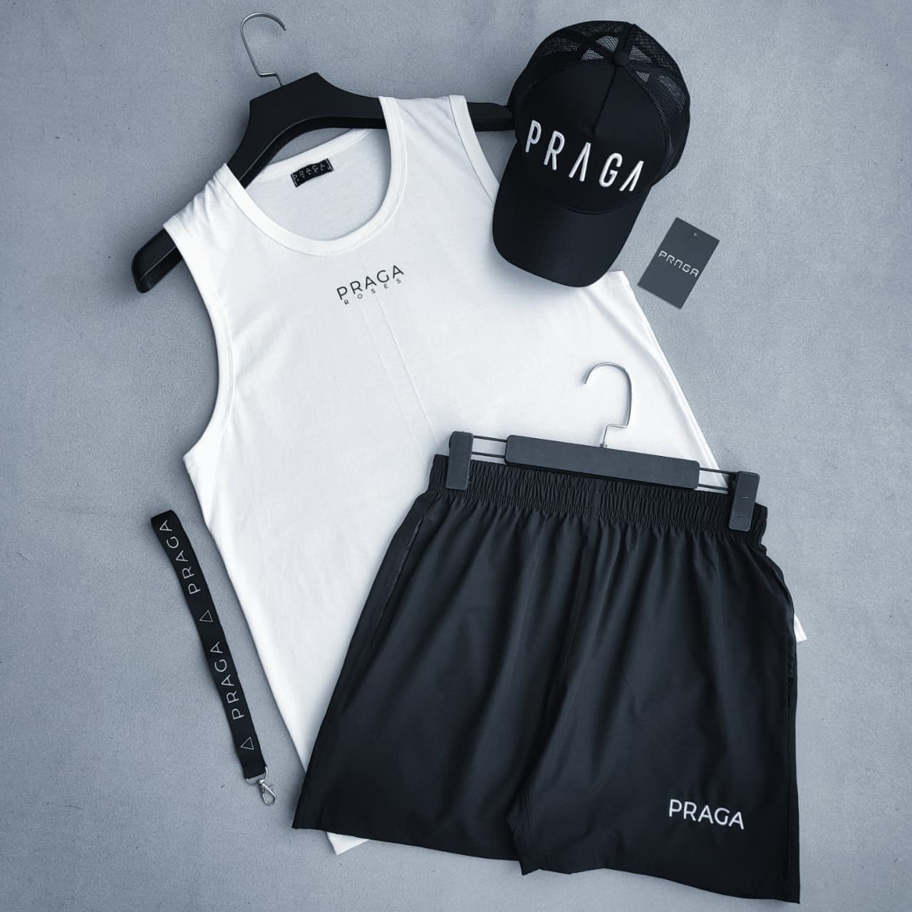 Praga.roses Facebook ad: 40% DSCTO | TANK TOP + GORRA +…