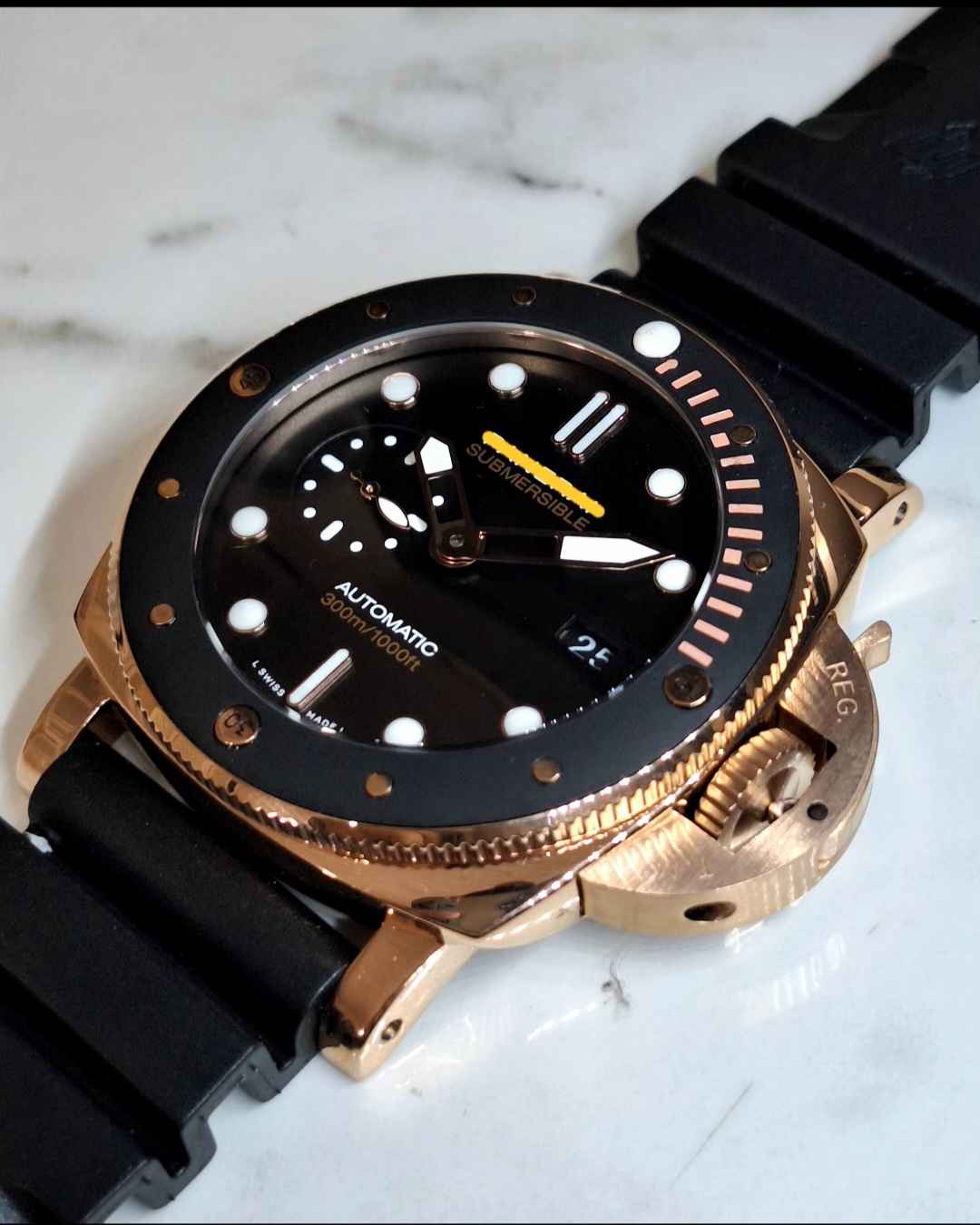 Muhammed Ameen Facebook ad: Mens Automatic Watch
